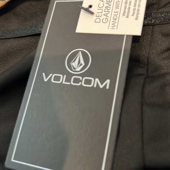 NWT Volcom Slushy Hour dress Size 6 - Picture 8 of 10